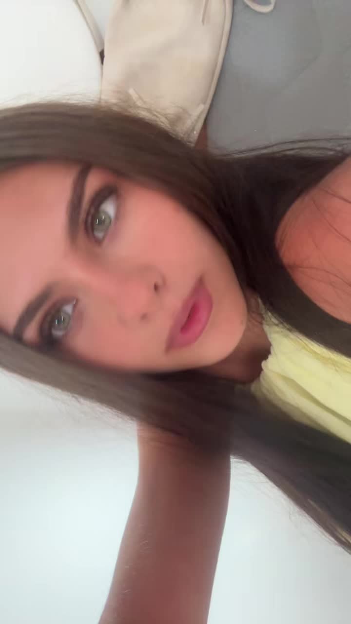 @𝐥𝐮𝐜𝐢𝐬
