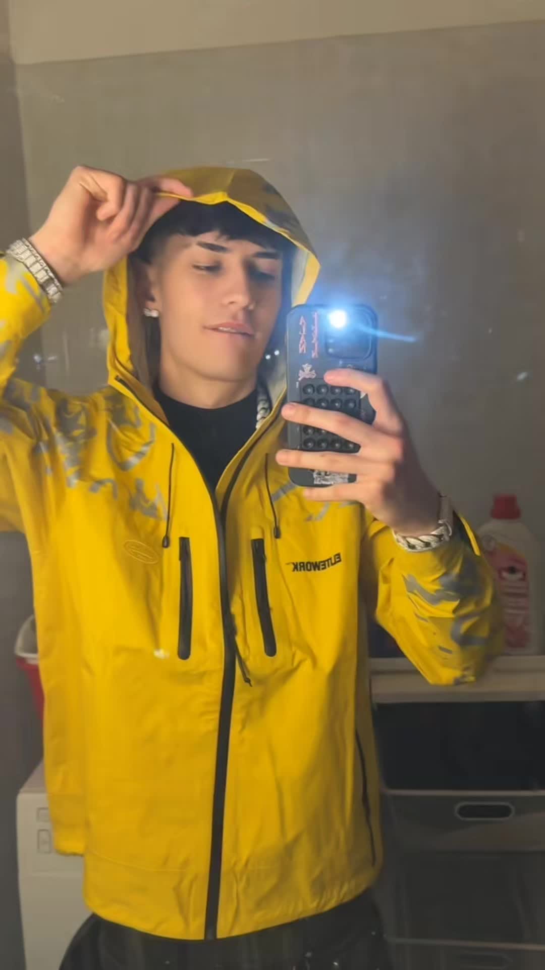 @_FlexiAlan_