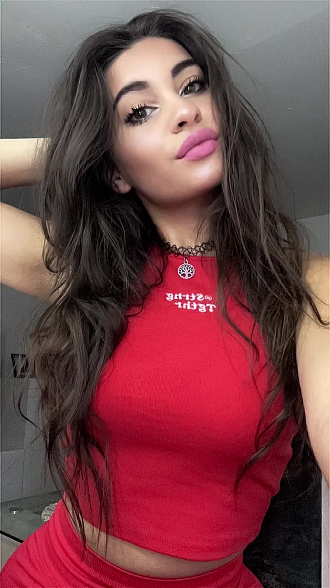 @⚜️🤍Melisaa Meliskaa⚜️🤍
