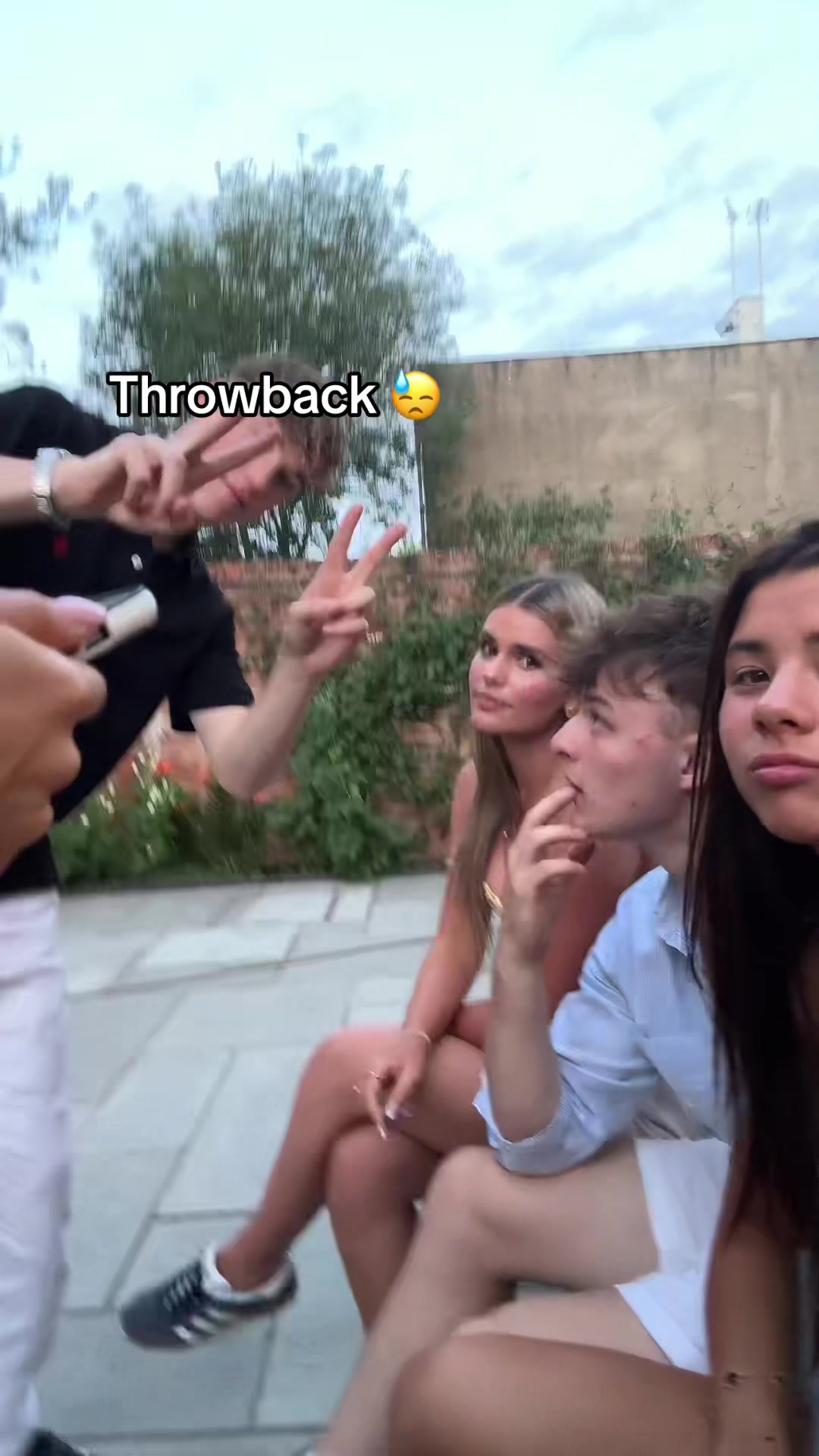 @🤘💋🌟🫐😜
