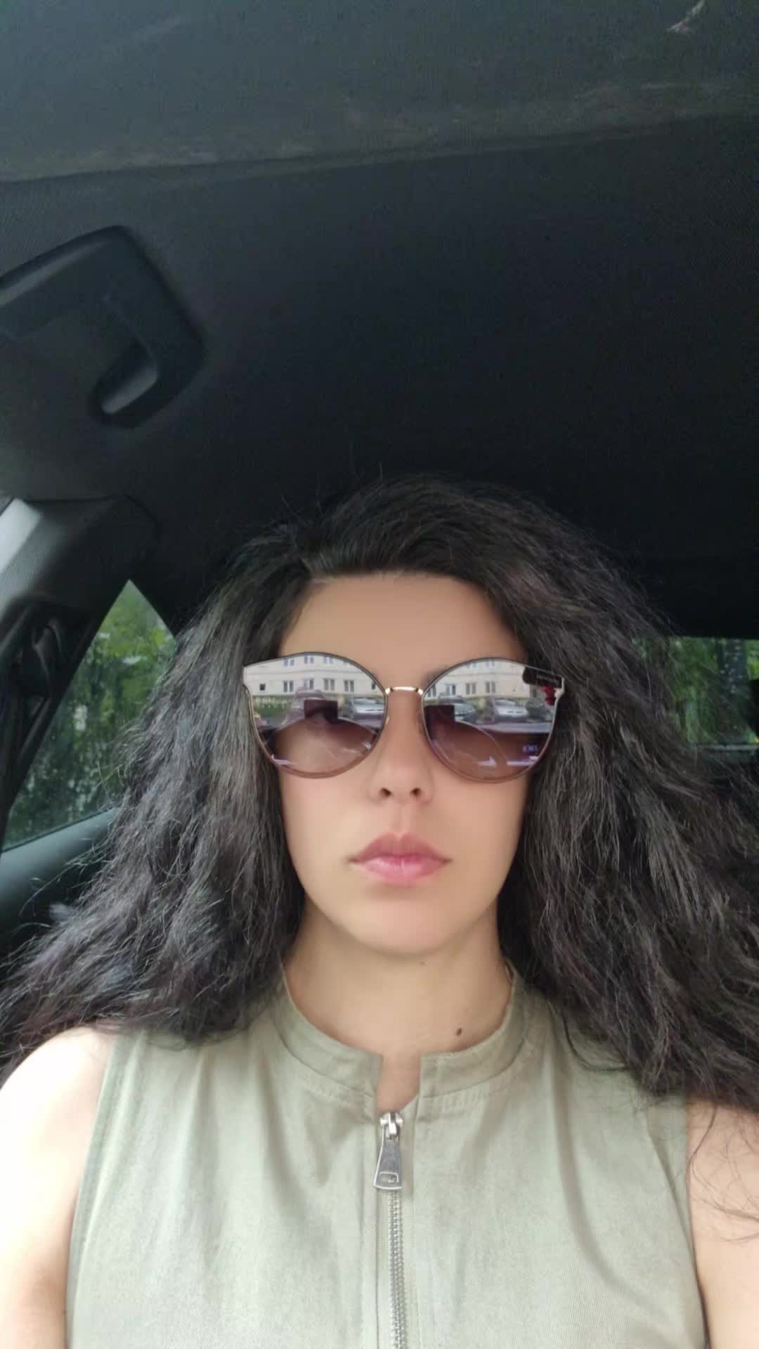 @Olivia Lascu