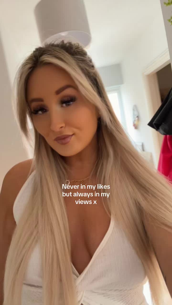 @Whitney Purnell ~ Mum of 2๐
