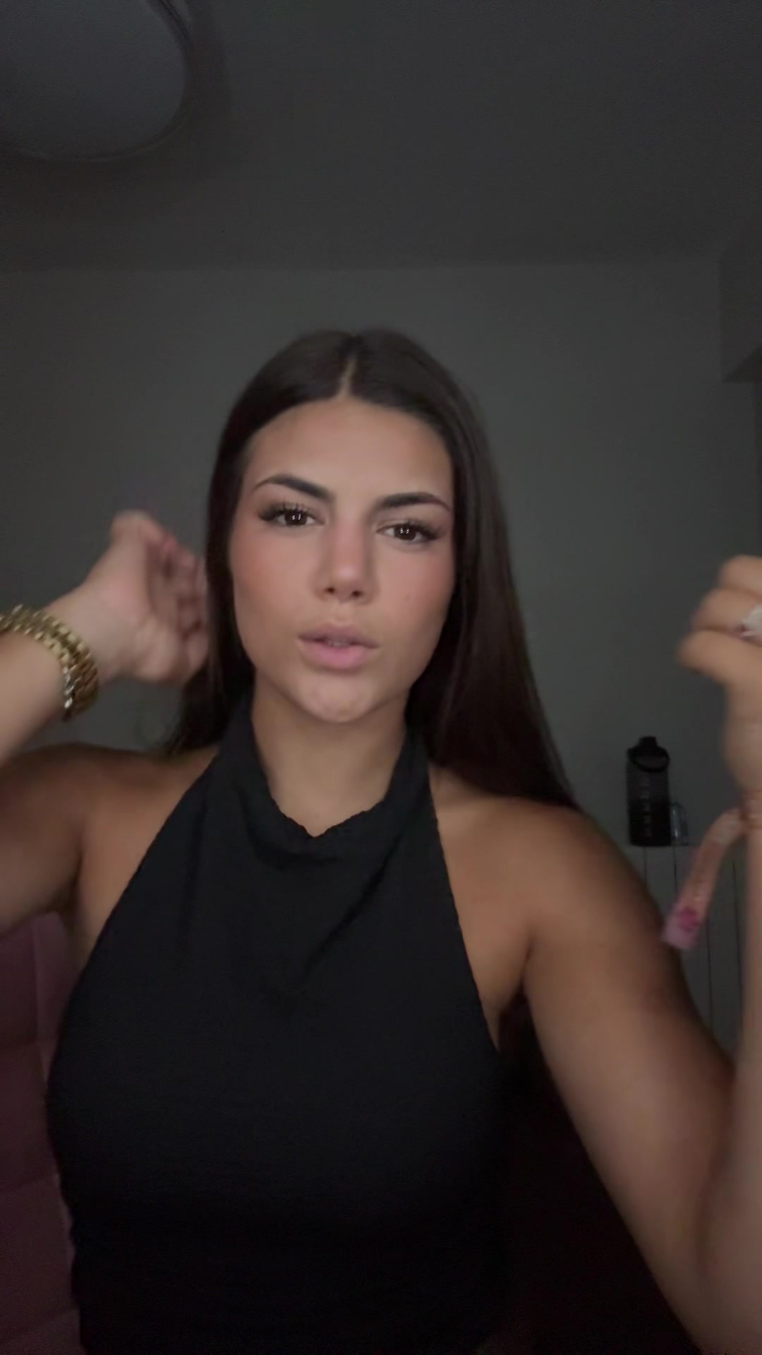 @Useernbbb
