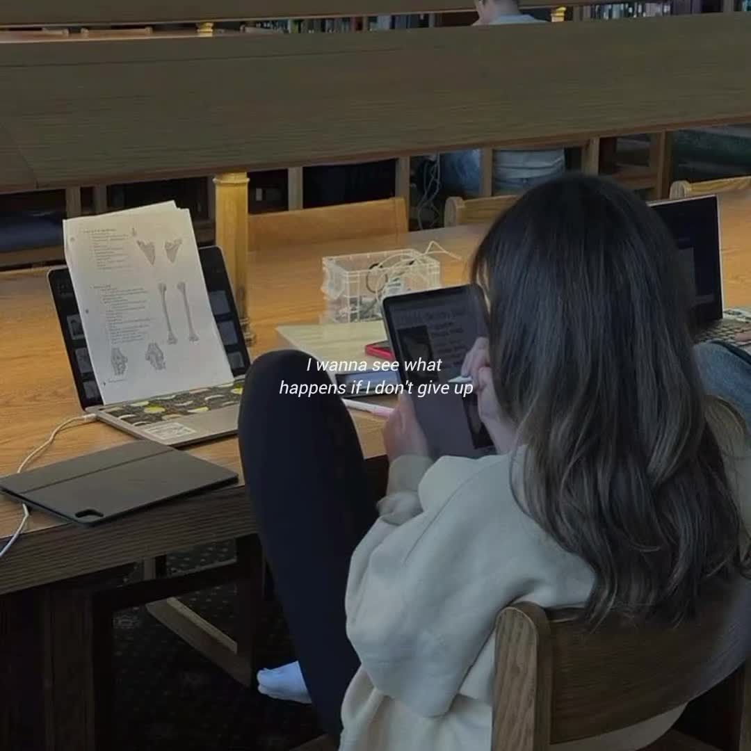 @🖤