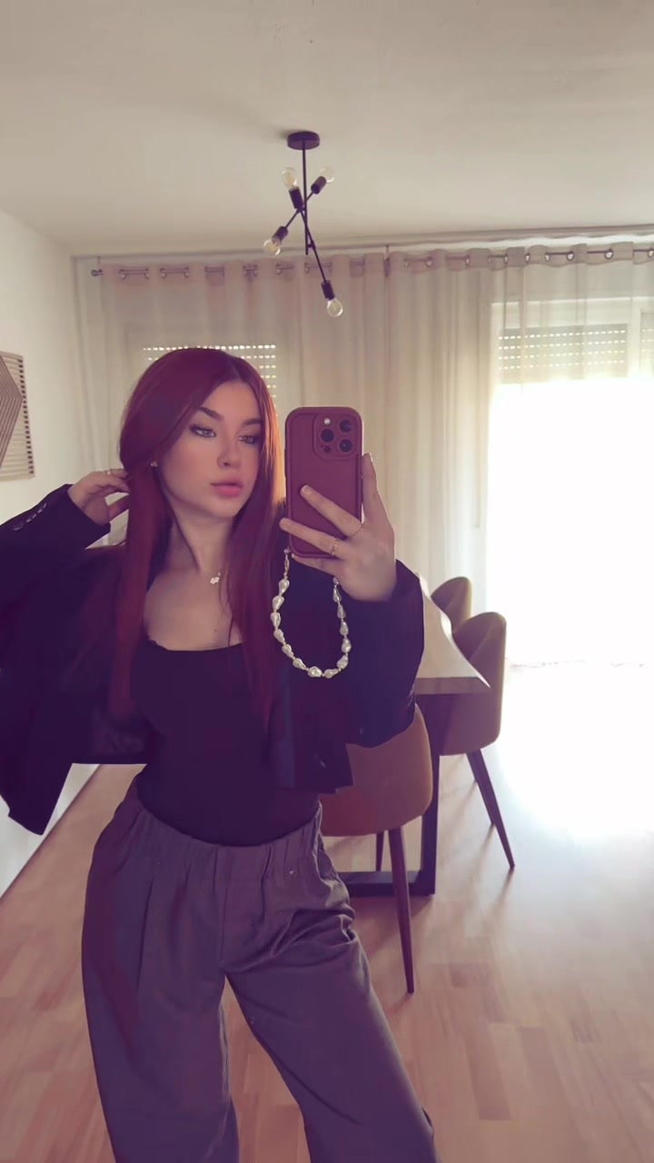 @noraanusic2