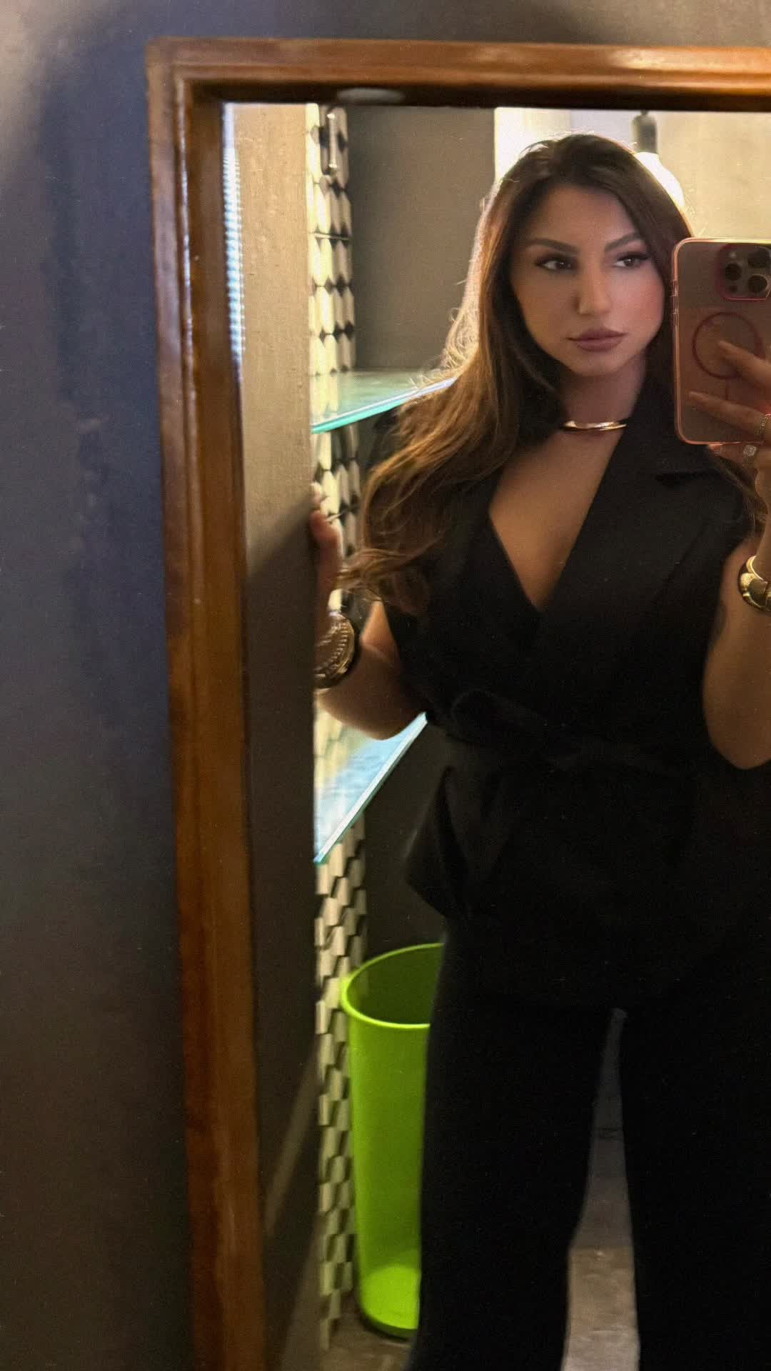@𝑪𝑨𝑹𝑴𝑬𝑳𝑨🖤