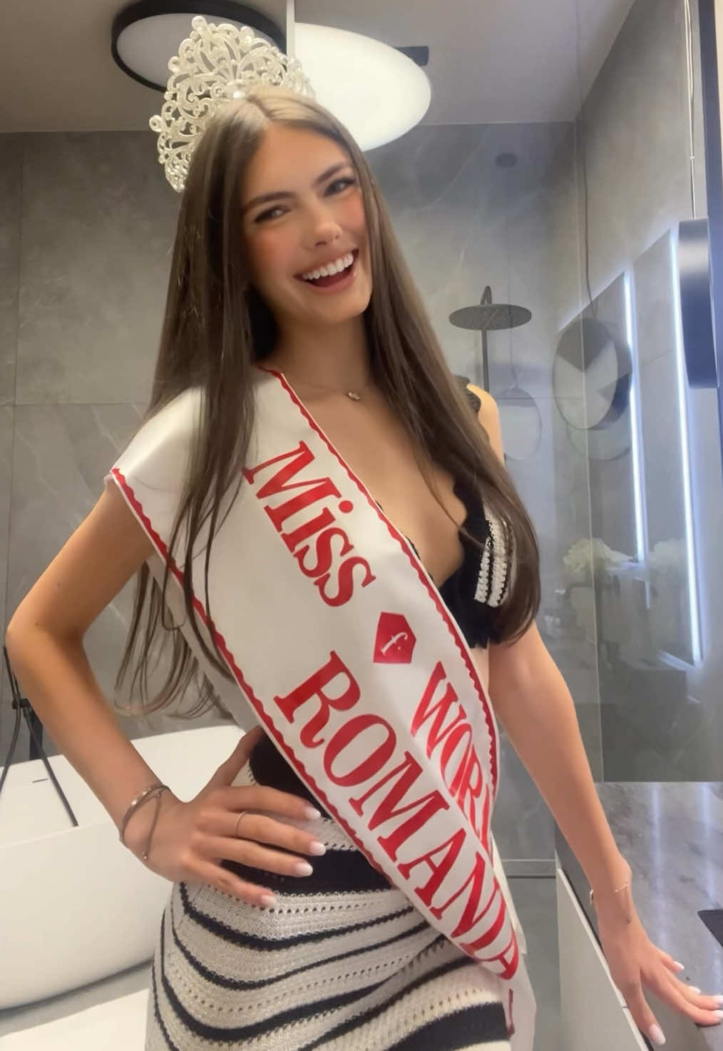 @ariadna