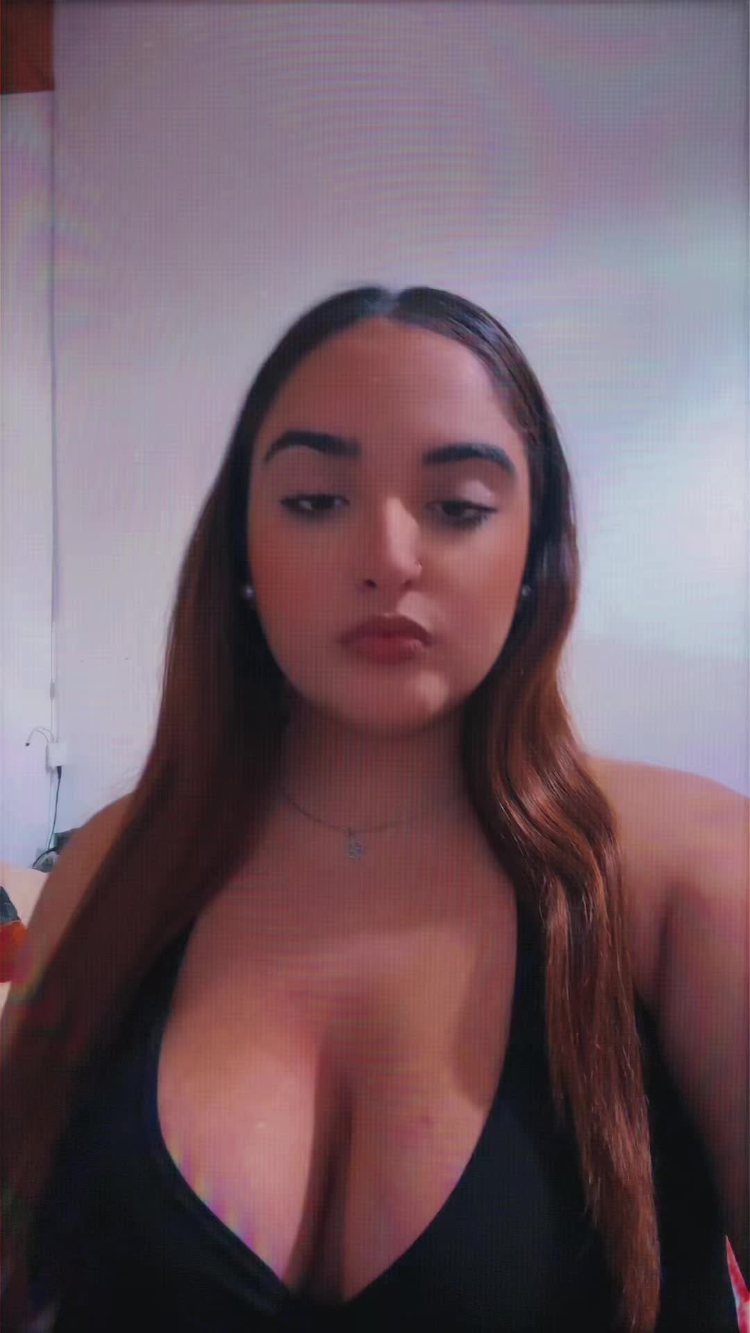 @lauraaa_glezz