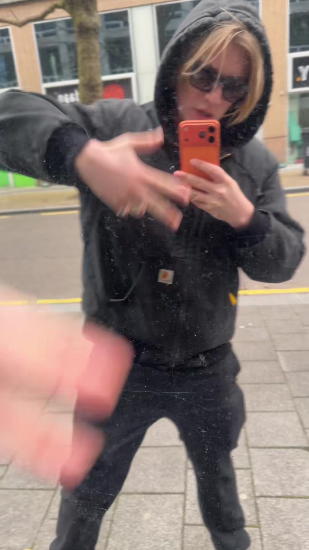 @_eli88888