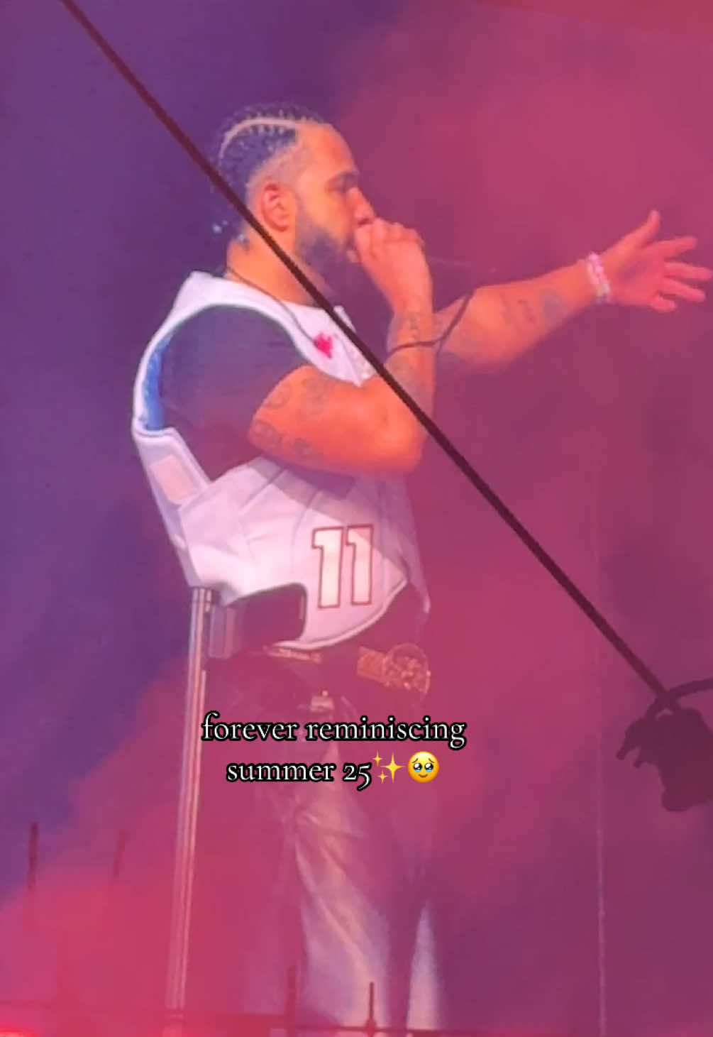 @E R I N T E R V I T