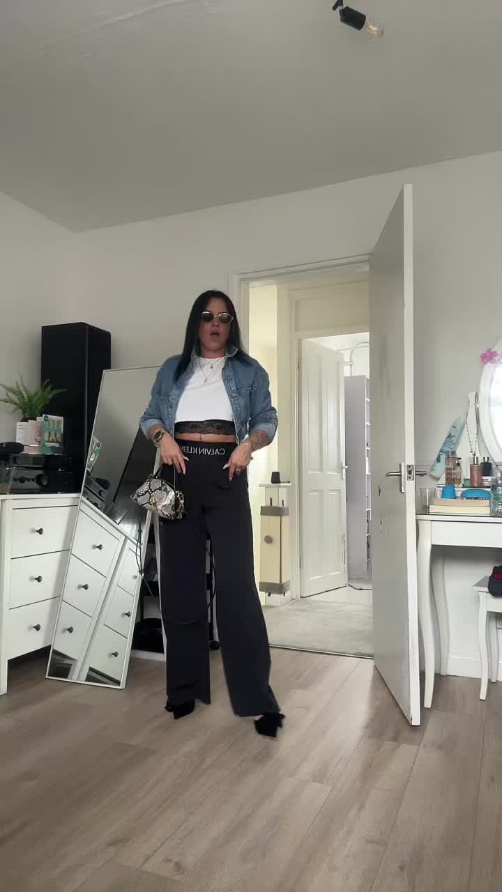 @Judy_em