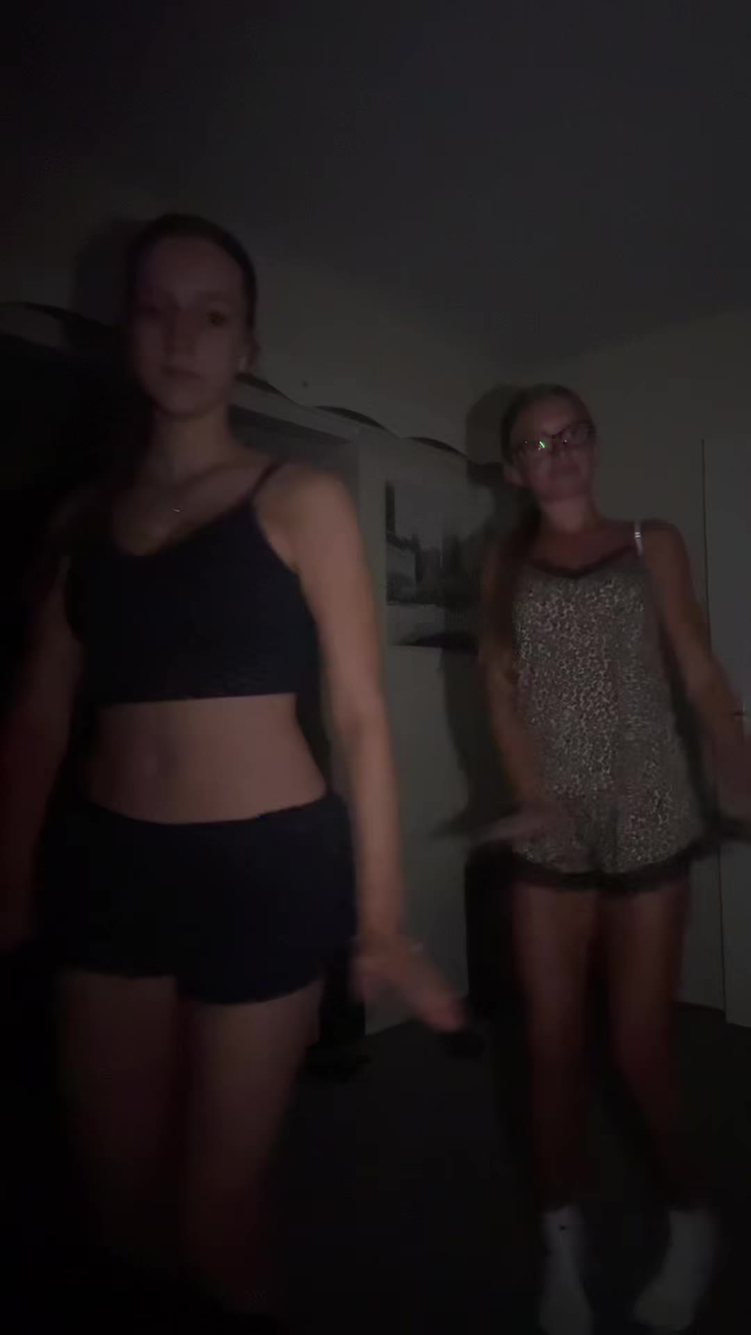 @privv.xo4