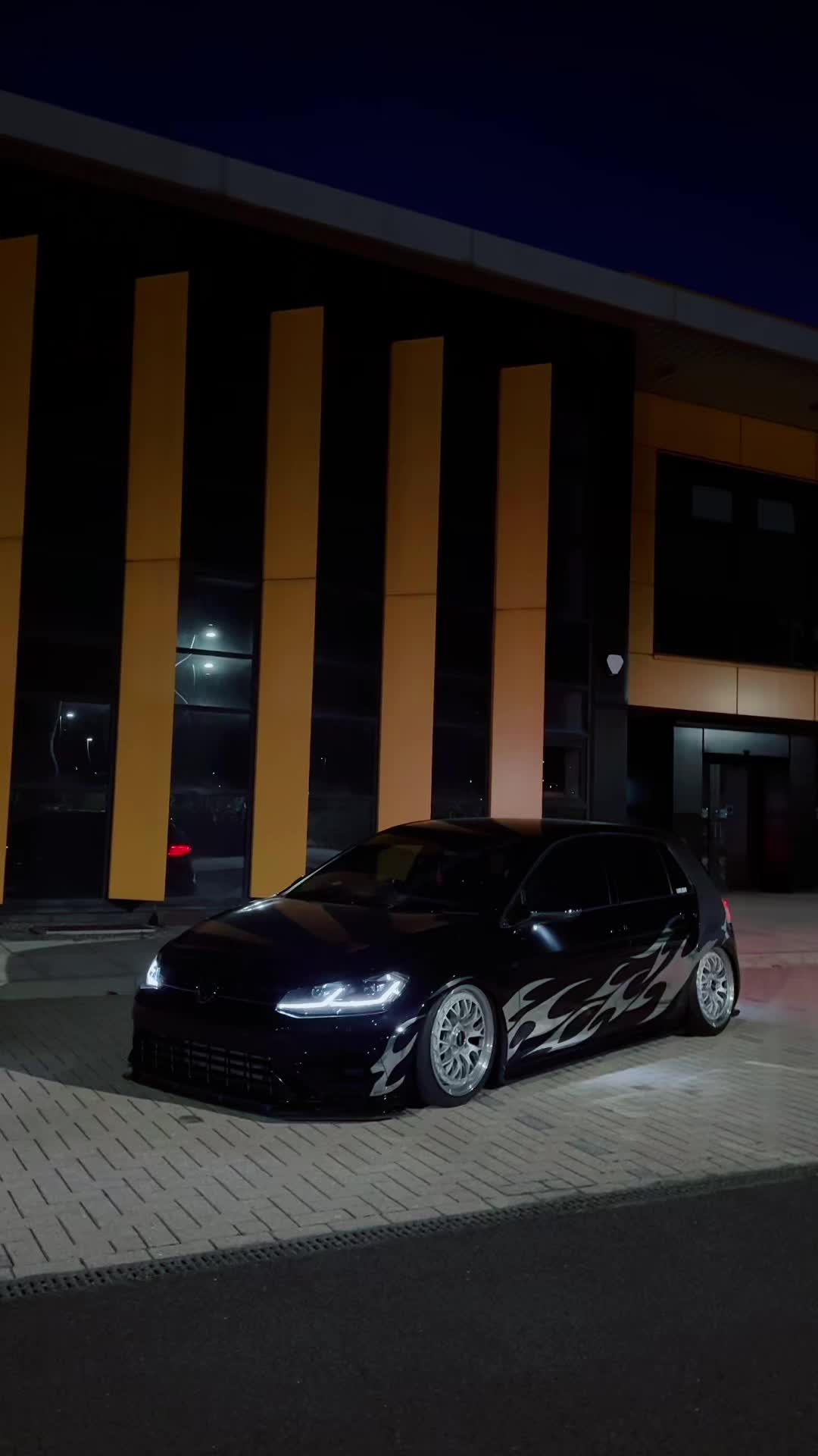 @hue🦇