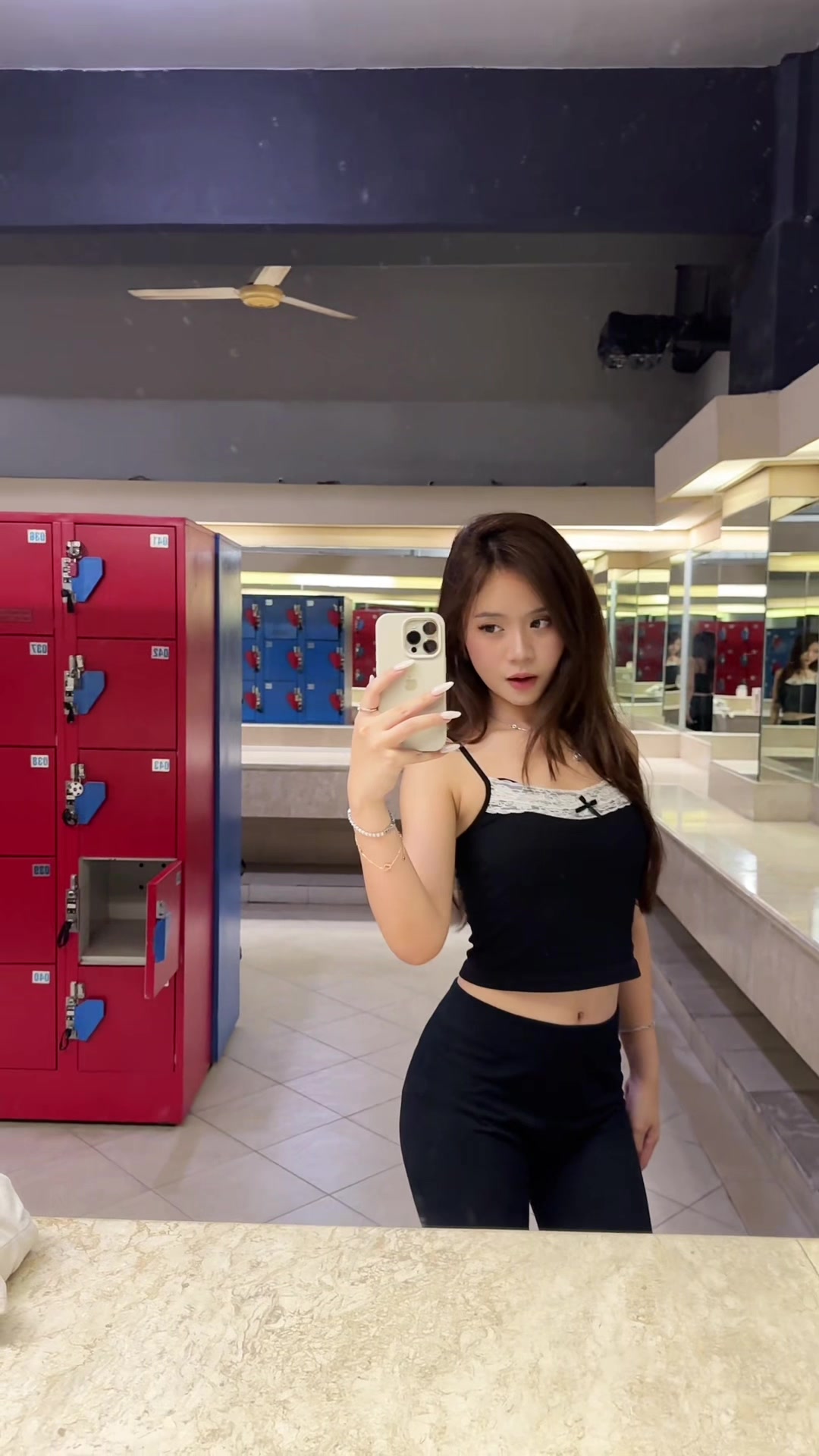 @ongki putri ᢉ𐭩