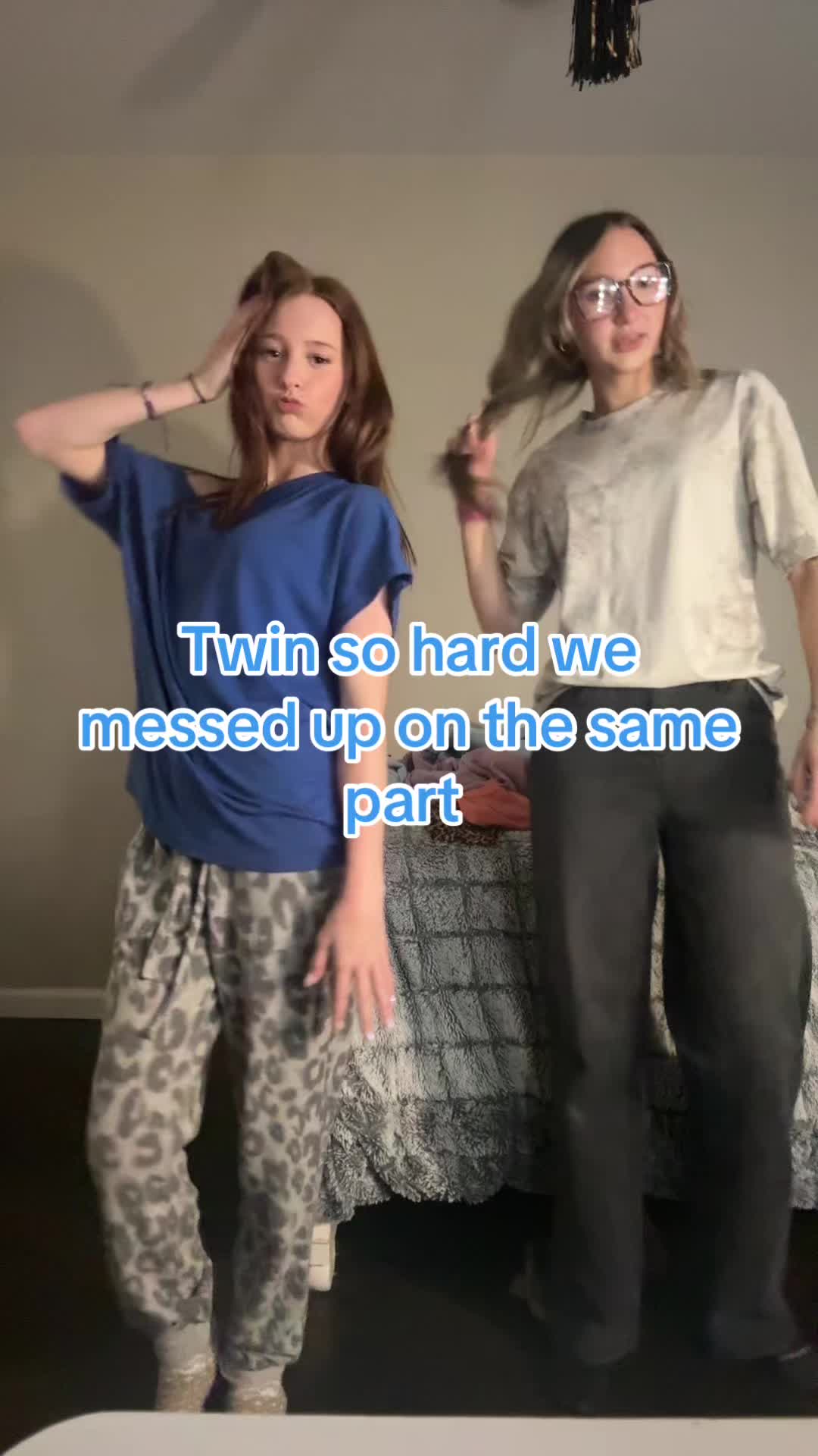 @๐๐