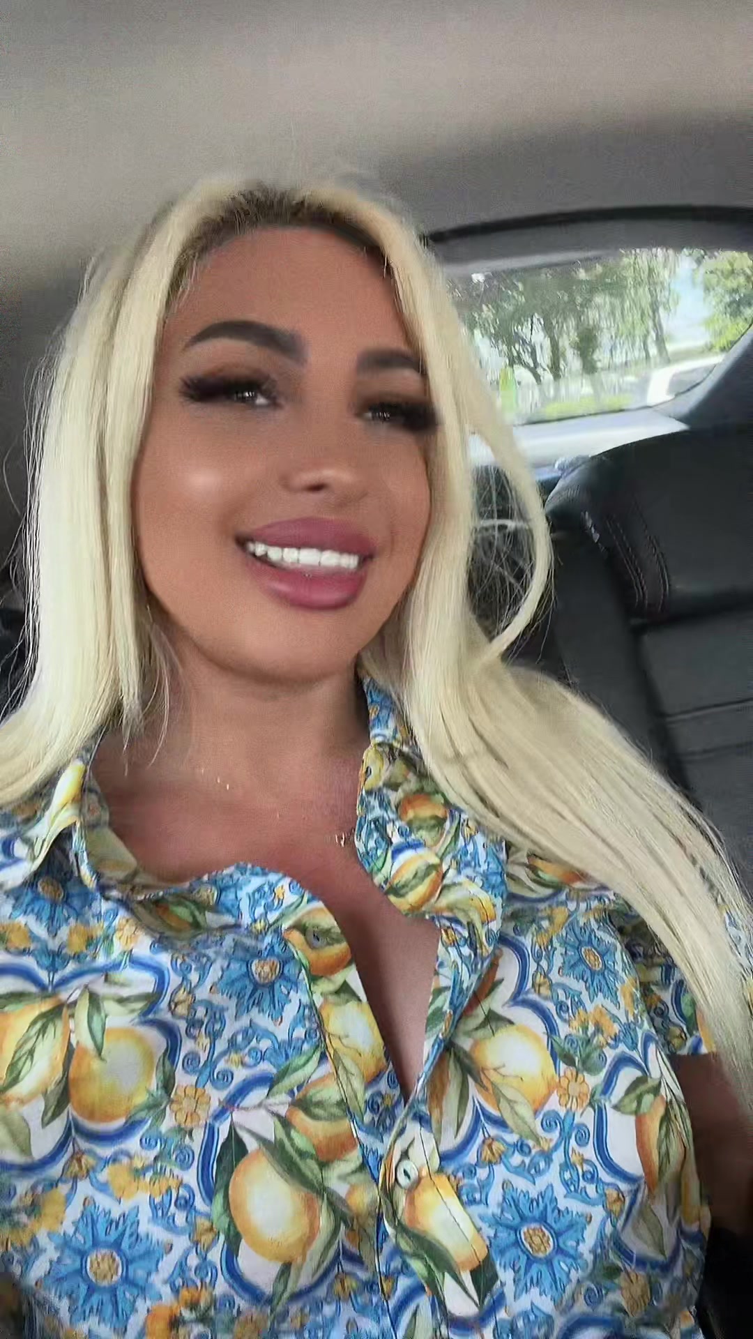 @ADELINA ANASER 💎