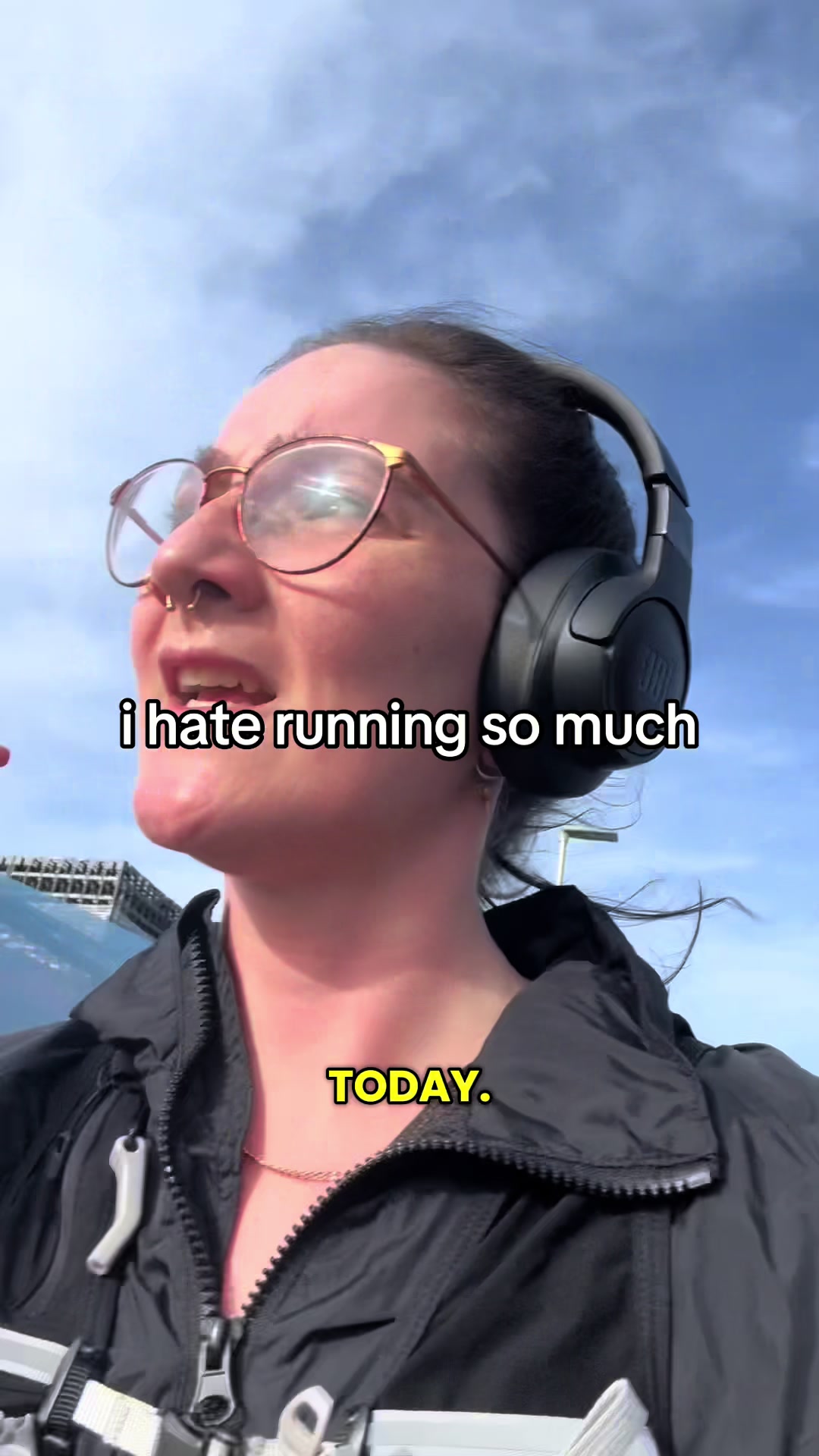 @laura