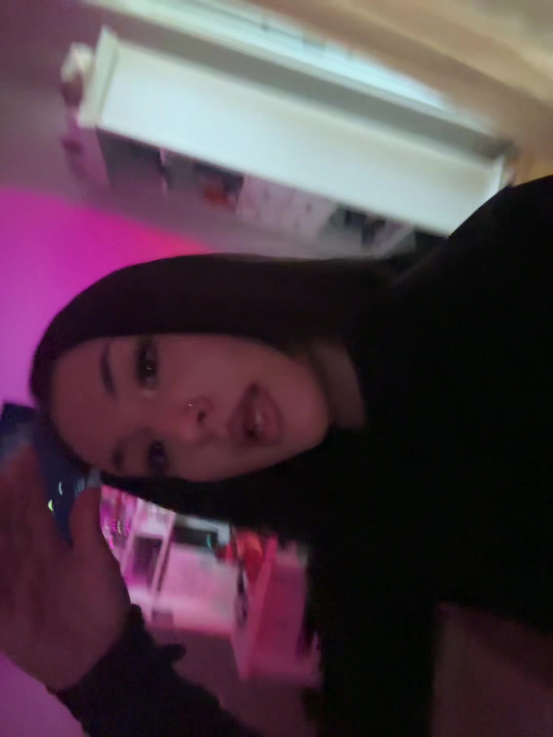 @z🪽