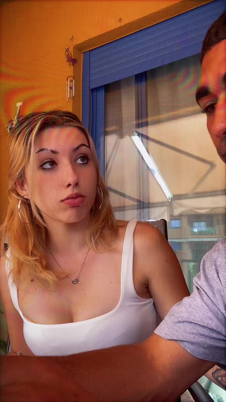 @Lauraruescas23