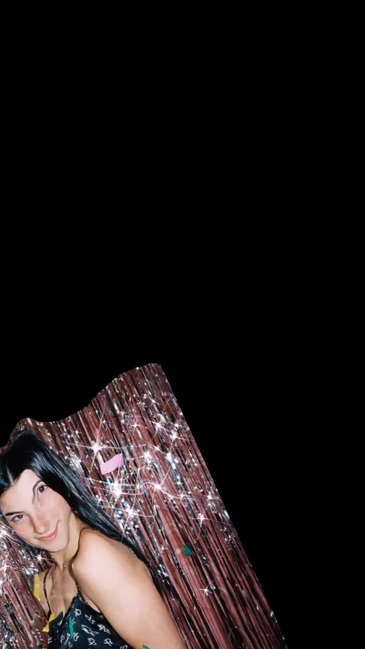 @Leah🦋 {Charli Fan}