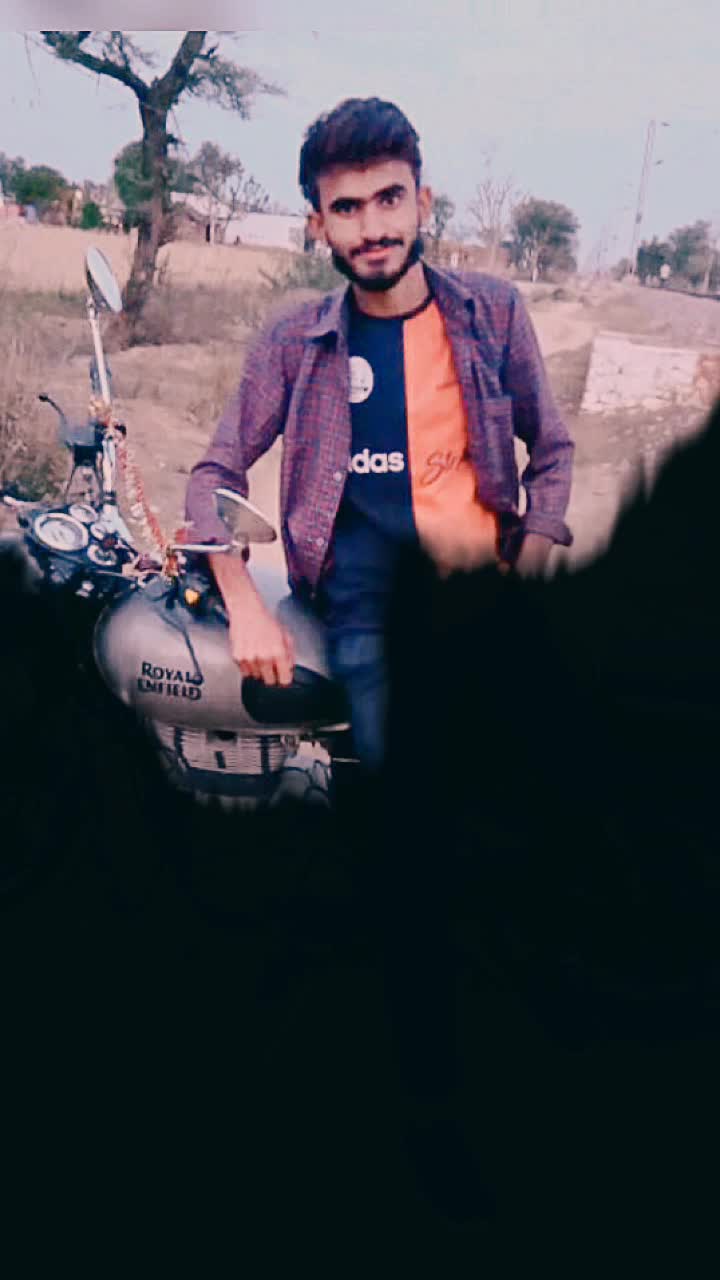 @💪_MEENA_G_💪