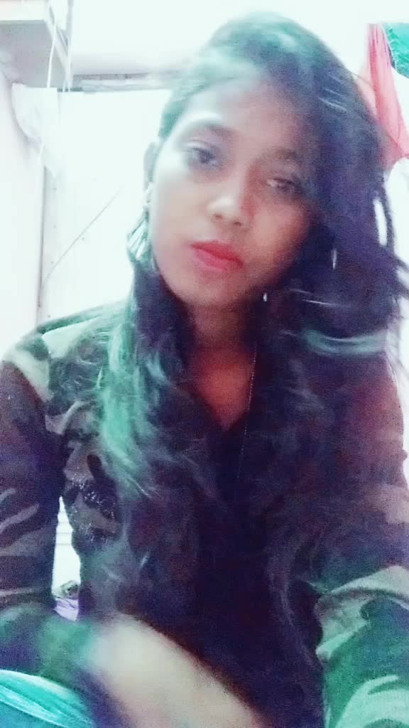 @😘Aaru😘