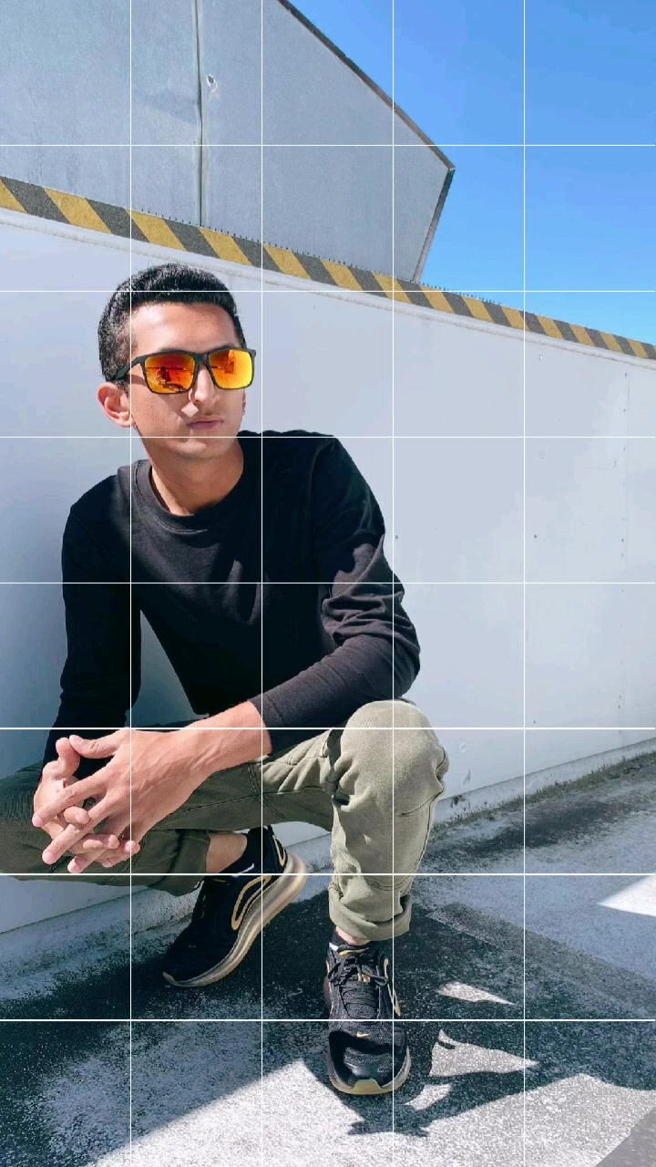 @Charlie_Chint'Z