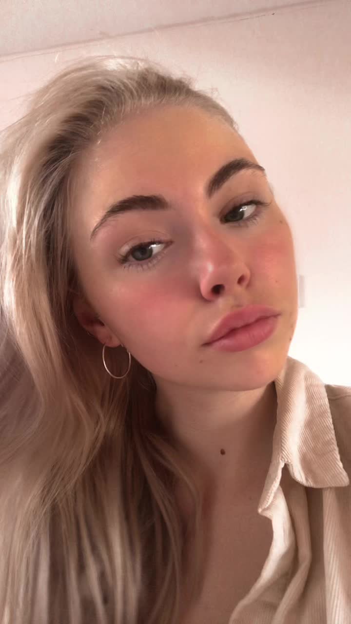 @Lotty Louise