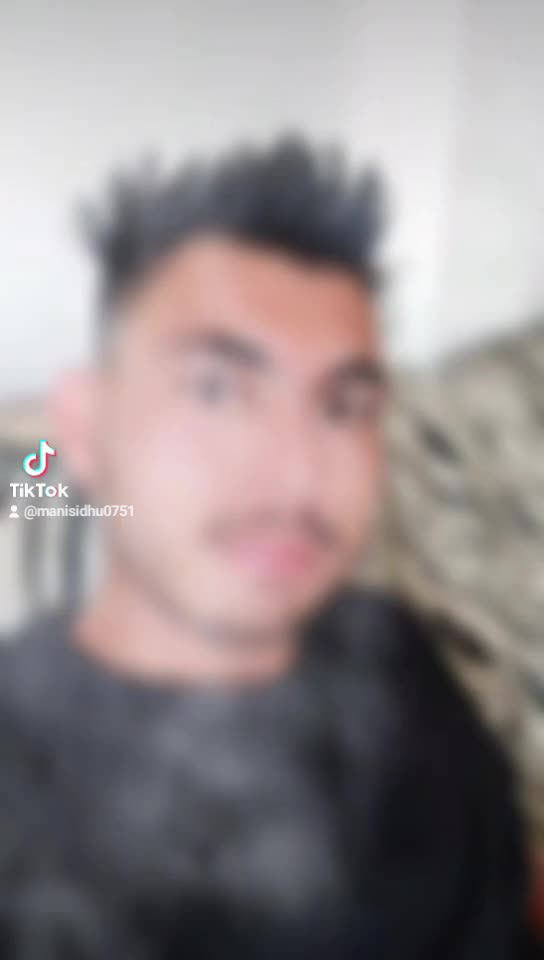 @user933358183125