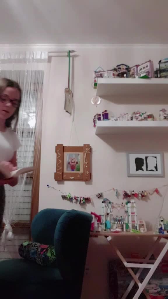 @janine.zdl