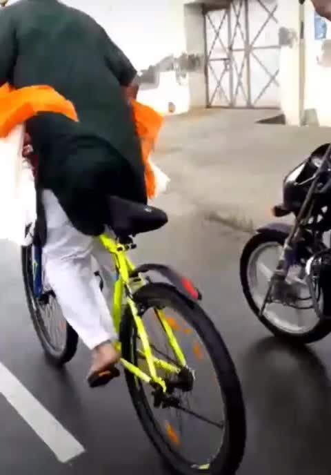 @Offical_deephari