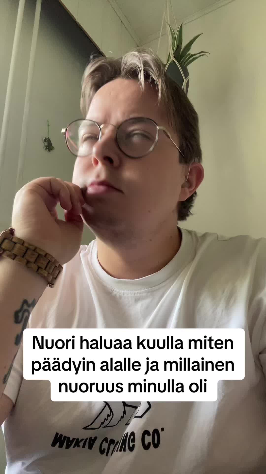 @Etsivä nuorisotyöntekijä Ada