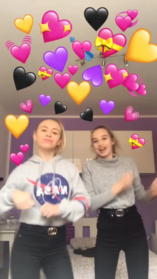 @&bull;Elly and Lenny&bull;