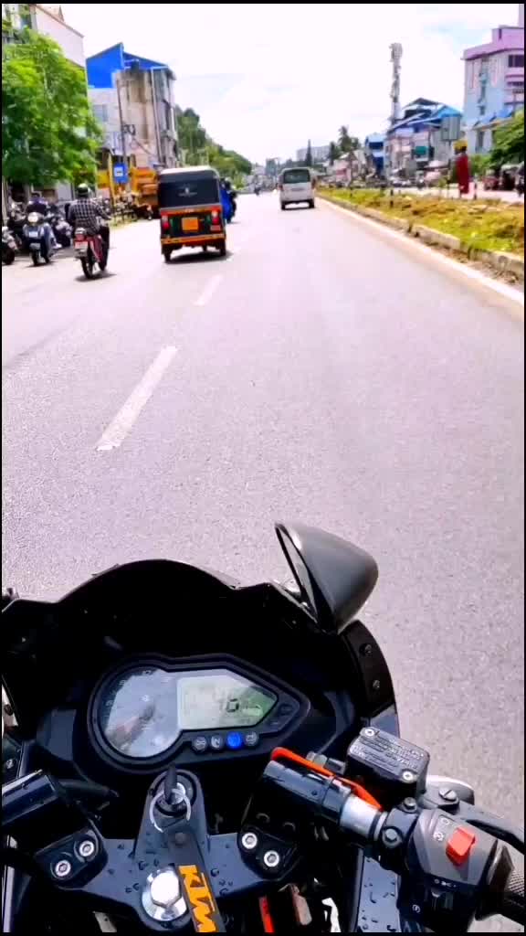 @220F Lover