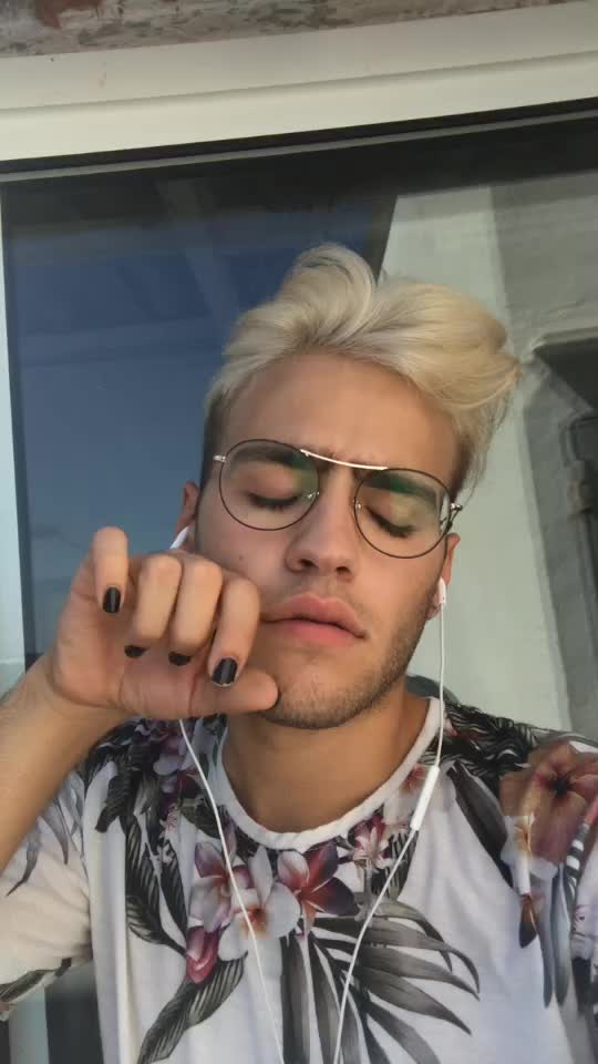 @Adri&aacute;n Fern&aacute;ndez