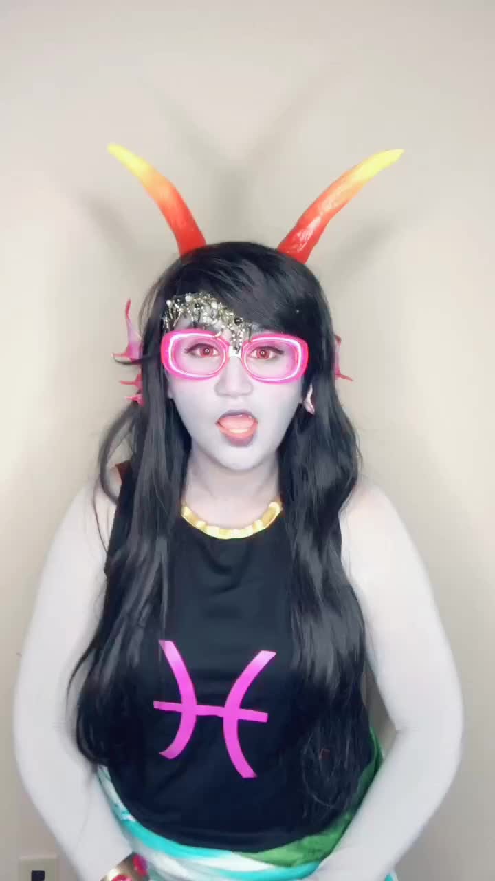 @GarviCosplay