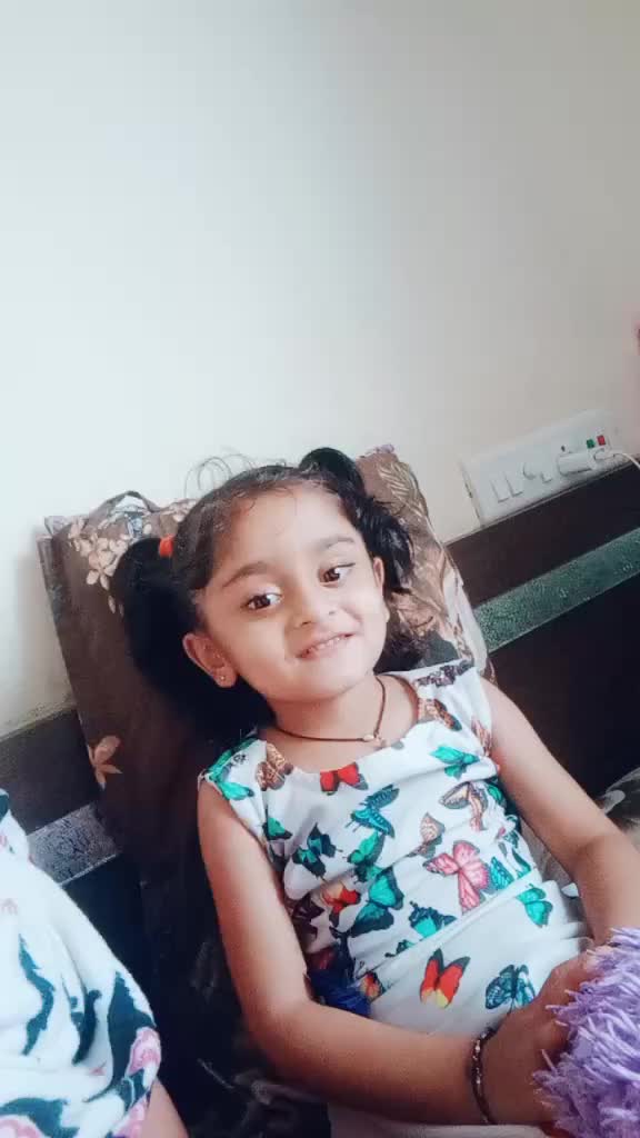 @khushi vadi