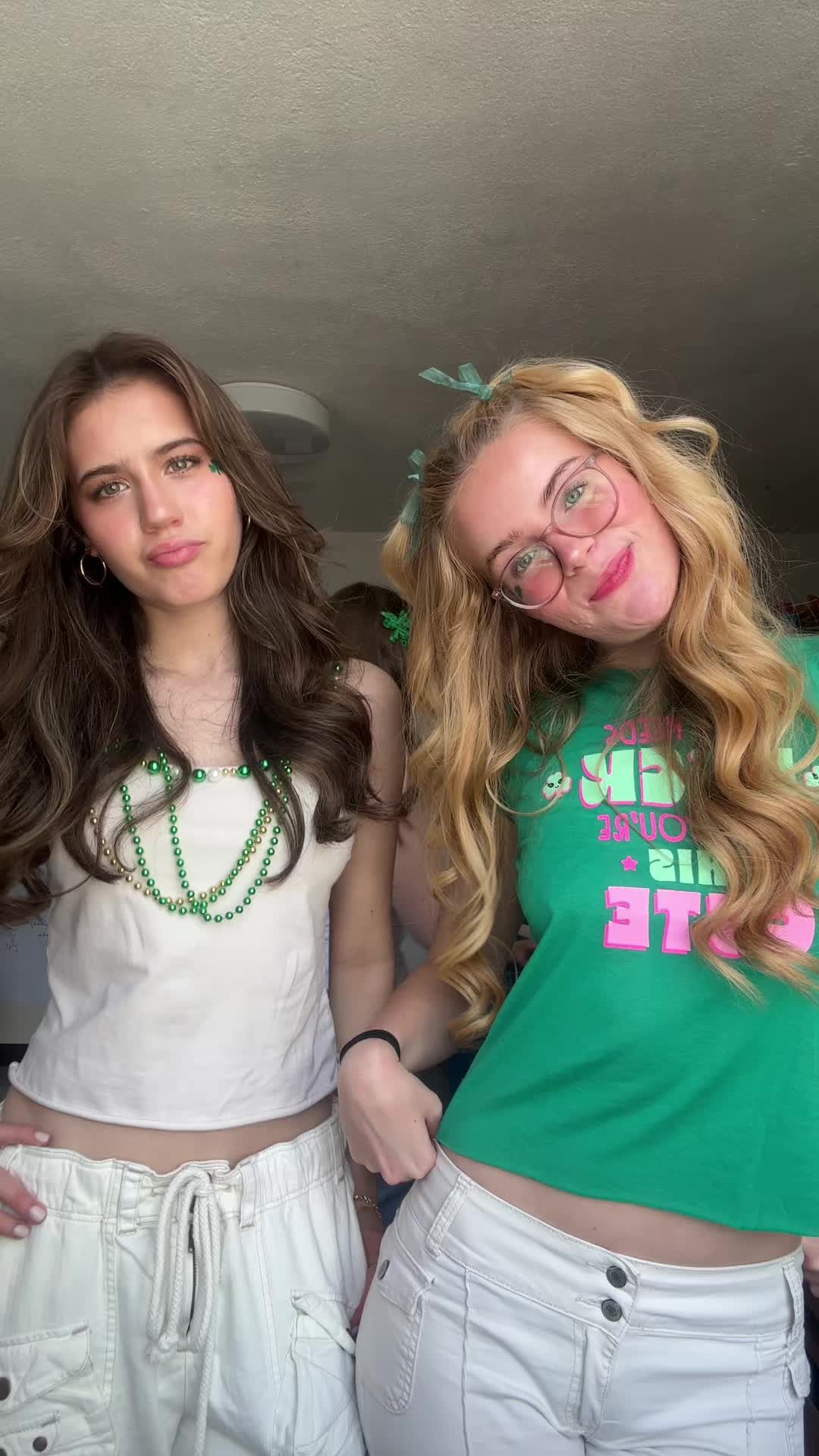 @Liv🦕