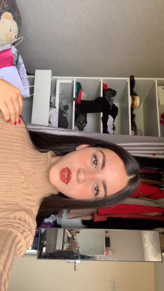 @Sabrinaa