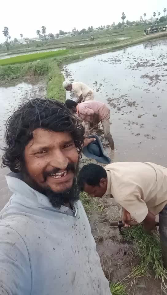 @SRISALIAM YADAV