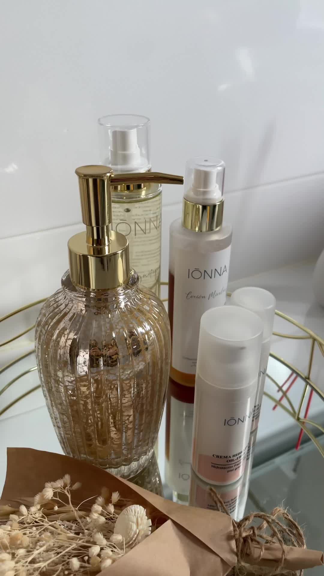 @Ionna Cosm&eacute;ticos