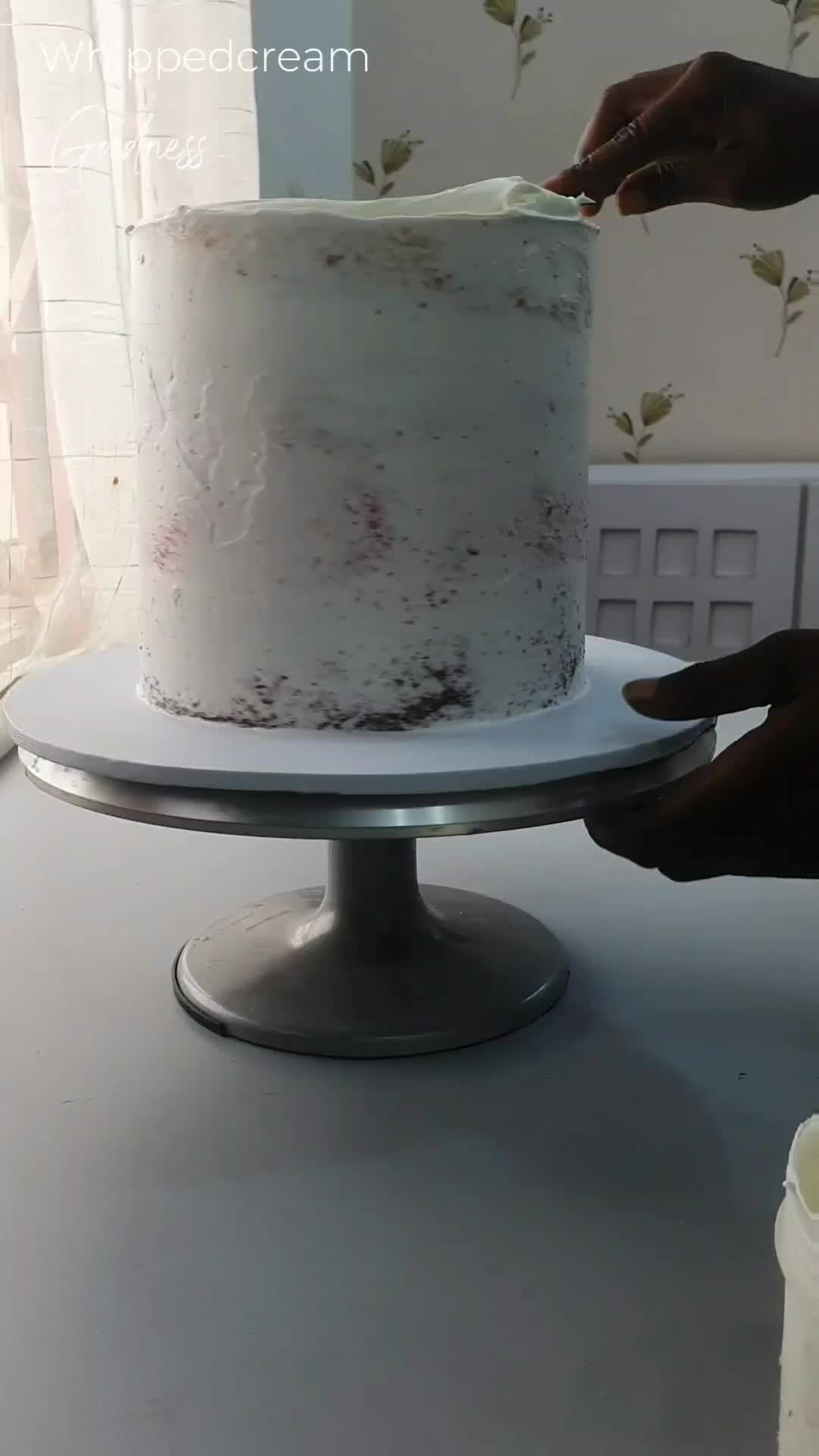 @luciouscakes_nmore