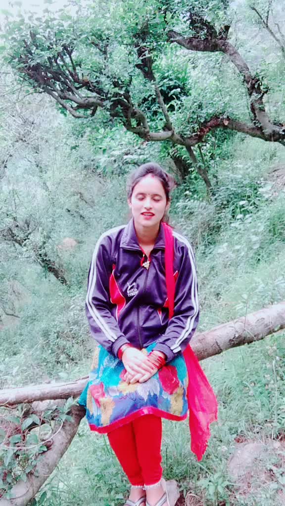 @sangi anii😘