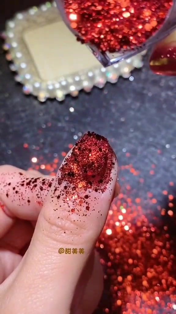 @Hinails