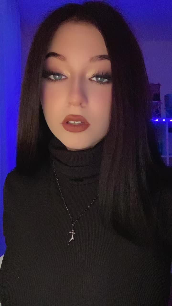 @𝓛💋