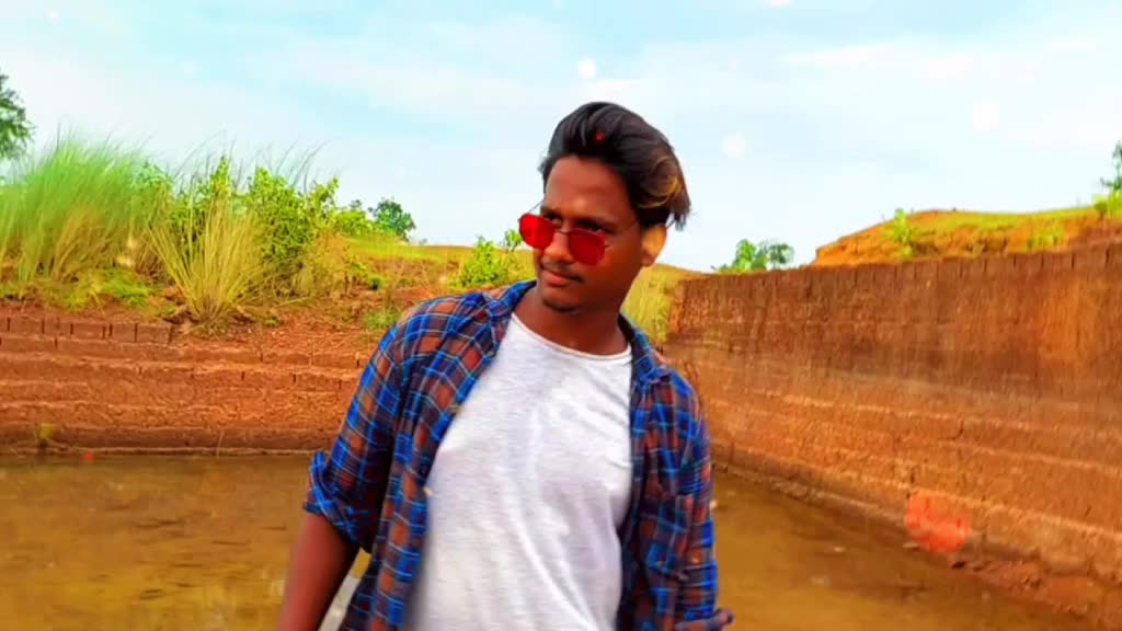 @Tophan nayak
