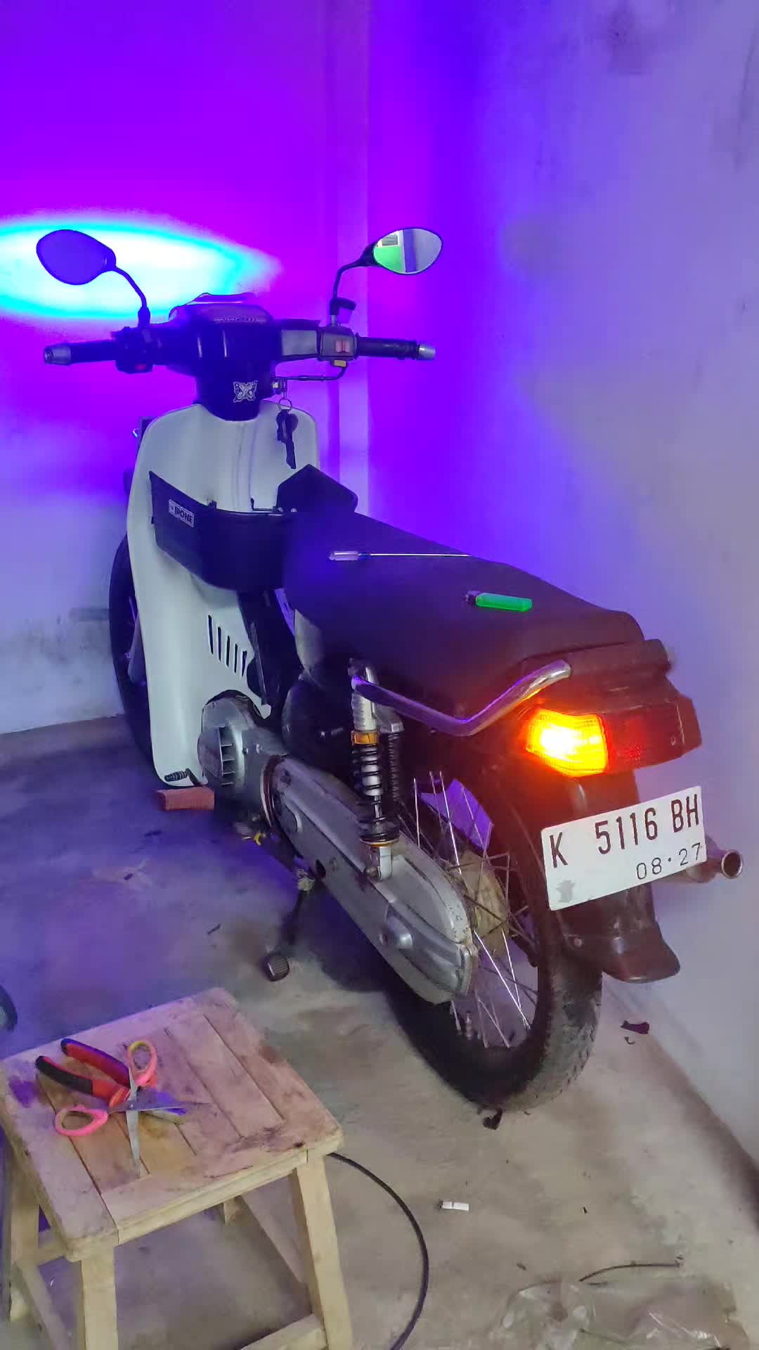 @hajir077