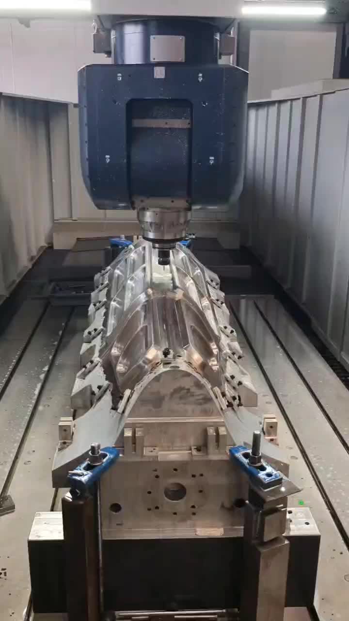 @CNC Machining Equipment