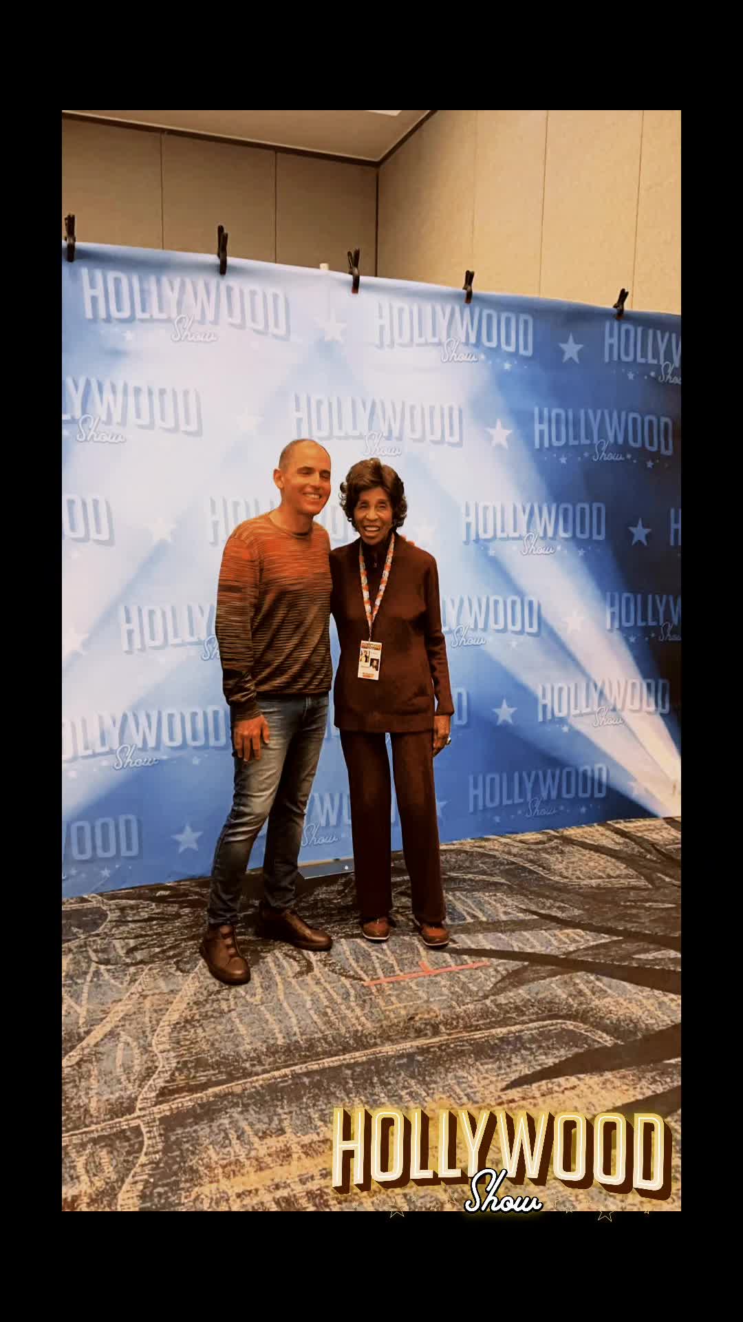 @Hollywoodshow.com