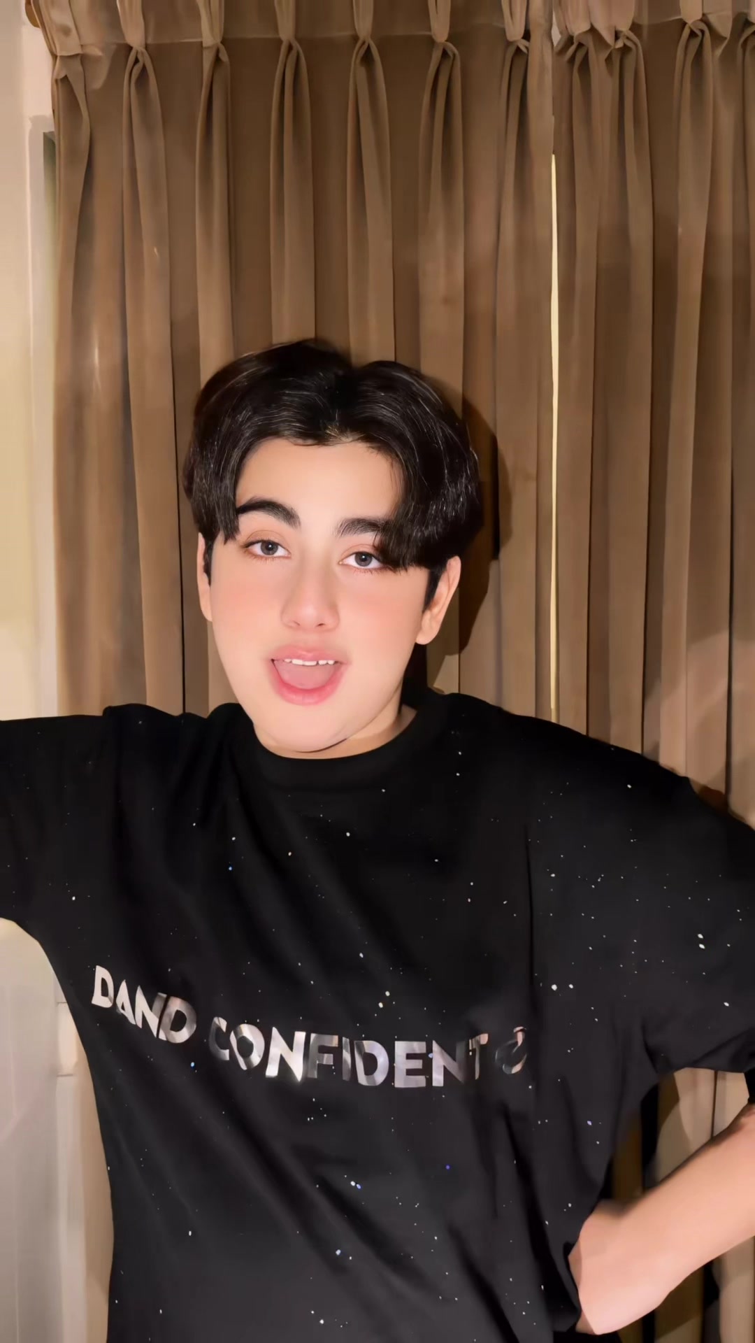@𝙃𝙚: 𝘼  𝙒𝙊𝙇𝙁 🐺🥵